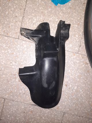 Parafango ruota posteriore scarabeo 100 4T 2009