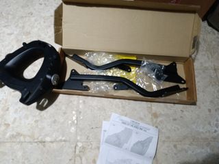 Soporte baúl África twin