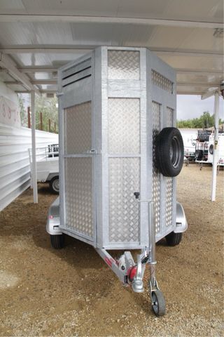 Remolque van de caballos precio promocion una unid