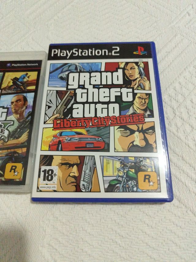 Grand Theft Auto Liberty City Stories PS2 in ottime condizioni con GTA V PS3 in regalo