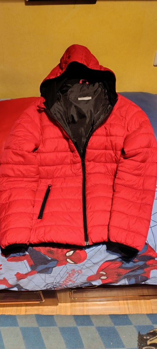 Anorak Rojo con capucha talla 158cm
