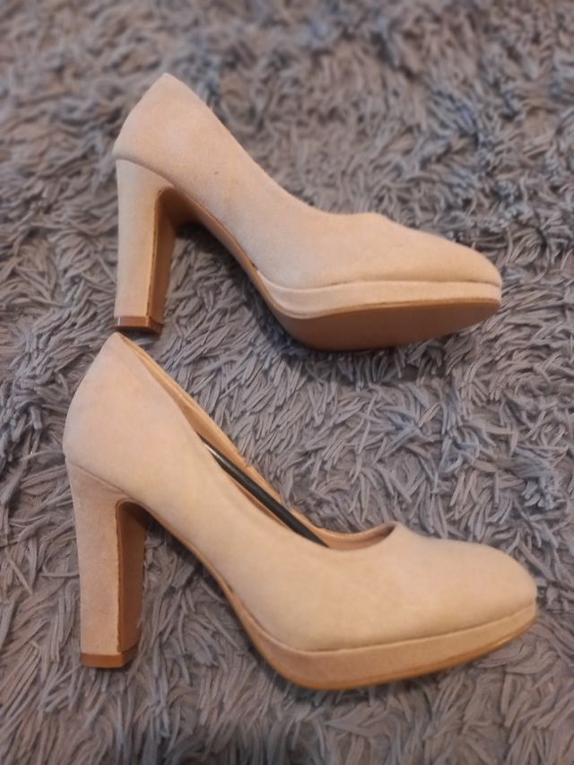 Zapatos de tacón nuevos numero 37