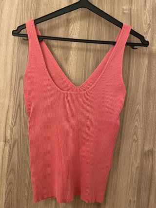 Camiseta rosa tirantas Mango