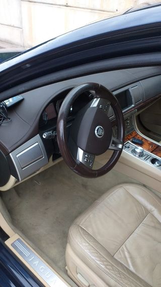 Jaguar XF 2009