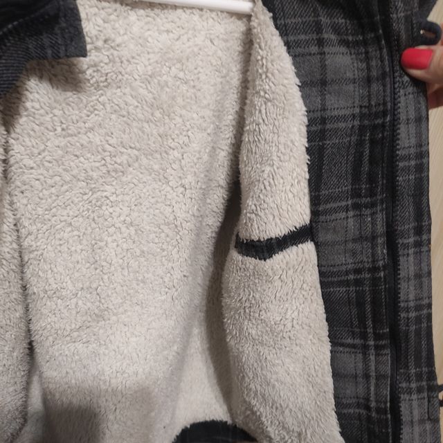 Cazadora niño talla 5-6 años