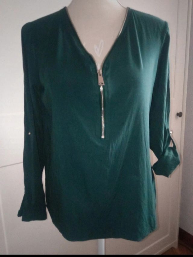 Blusa fluida verde