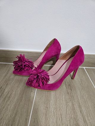 Zapatos Coosy pompon fucsia