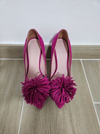 Zapatos Coosy pompon fucsia
