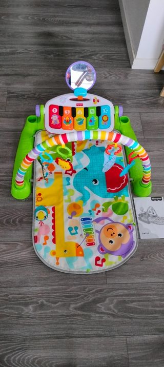 Gimnasio , manta de actividades bebe