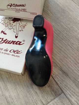 Zapatos traje flamenca.