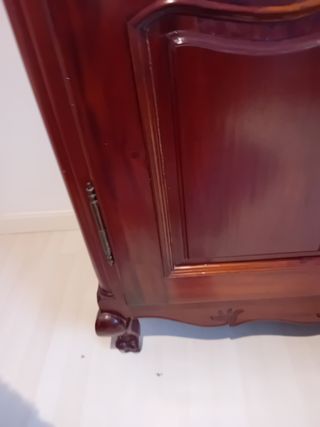 MADERA DE TEKA PAGUÉ 3.000.€
Puede ser armario o