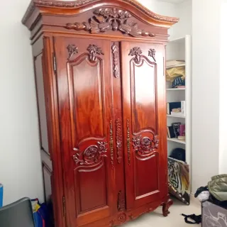 MADERA DE TEKA PAGUÉ 3.000.€ Puede ser armario o