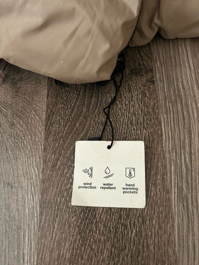 Chaquetón Zara nueva T. XL reversible