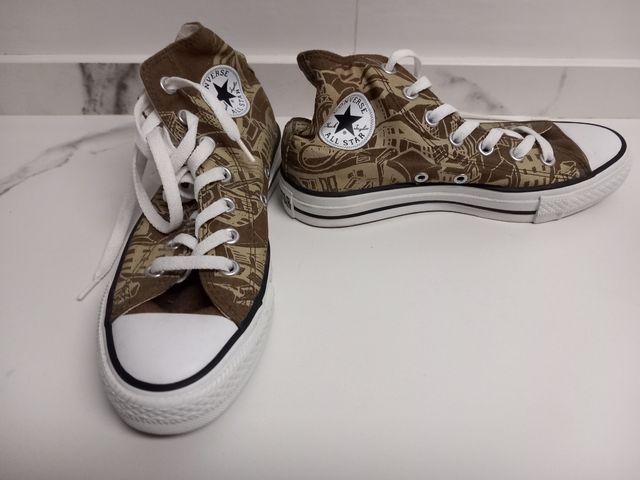 ZAPATILLAS CONVERSE ALL STAR.