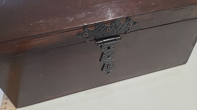 Bauletto portagioie artigianato in legno