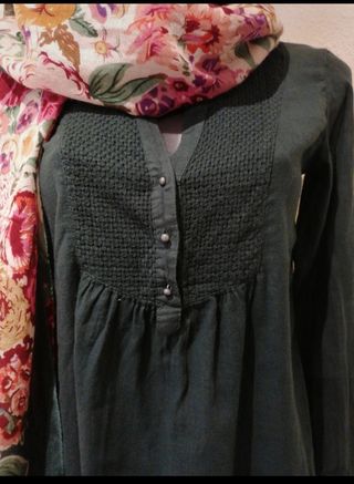 Camisa y pañuelo