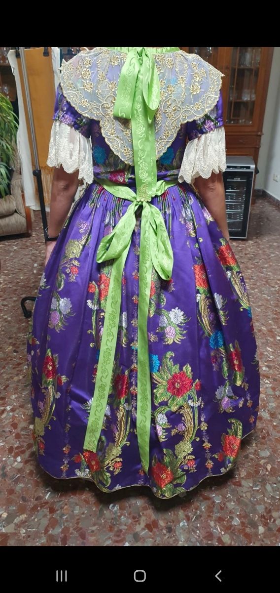TRAJE DE FALLERA