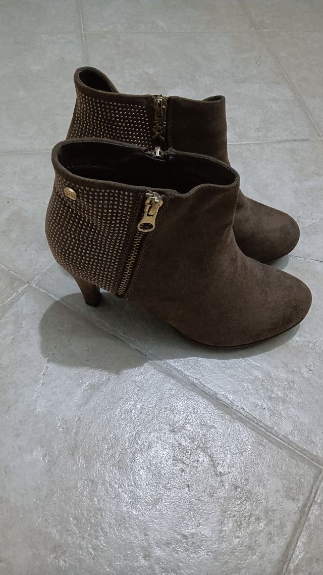 Botines marrones Xti