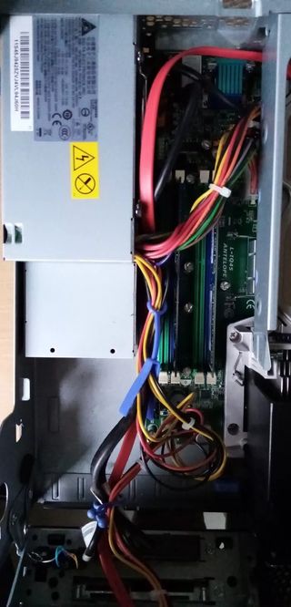 Lenovo thinkcentre 6258 PC DESKTOP RAM 4GB HDD 250