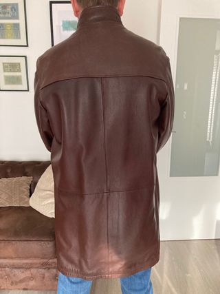 Chaqueta de cuero marrón
