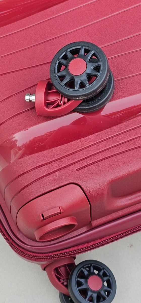 Maleta 53x34x18cm nueva