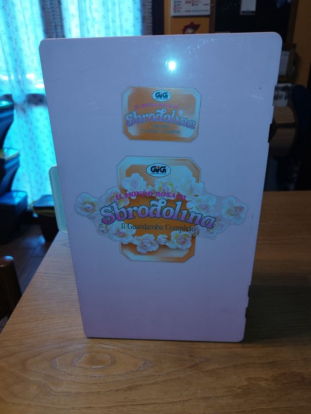 Bambola sbrodolina anni '80