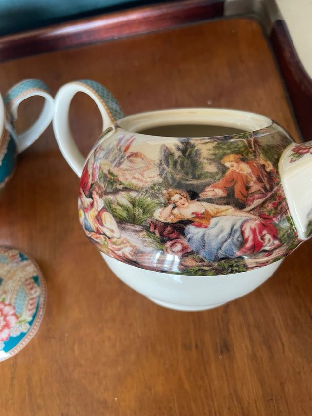 Teiera con tazza da collezione anni 90