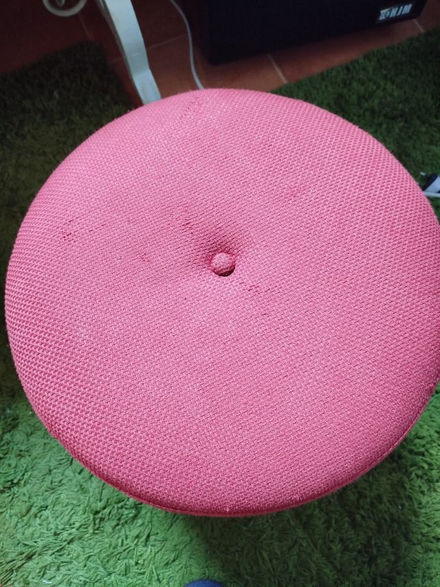 Escabel o reposapiés redondo