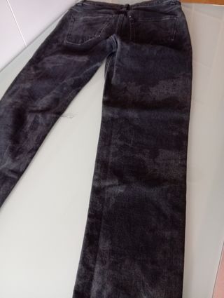 Pantalon vaquero chico negro 