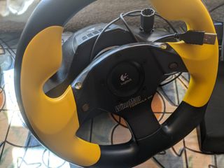 Volante Logitech Wingman Formula GT