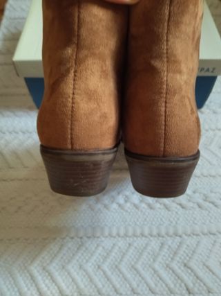 BOTINES COLOR MARRÓN COGNAC 