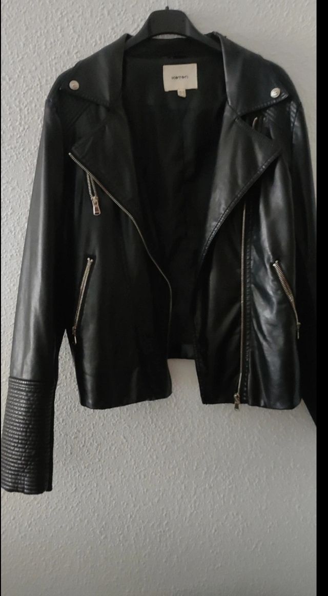 Cazadora en Polipiel