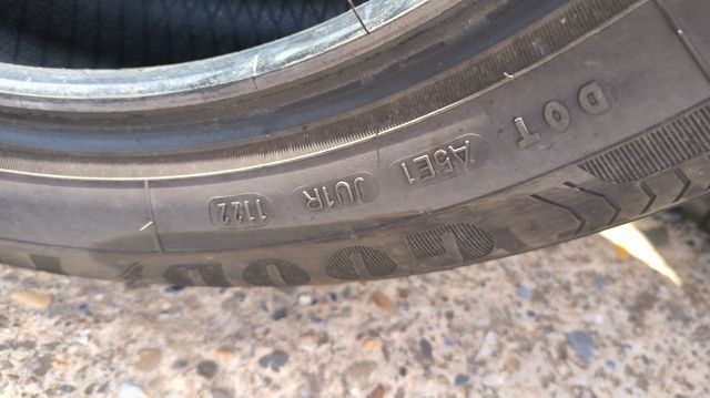 2 ruedas GOODYEAR EFFICENT GRIP 205/55 R17