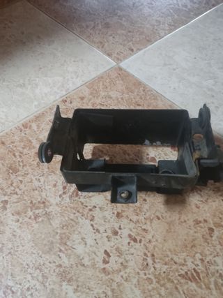 Soporte batería Suzuki Gs500 
