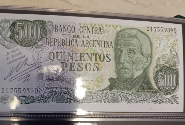 Banconote Argentina con firma Maradona