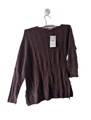 Zara. Jersey desestructurado T. L