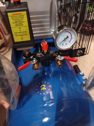 Compresor 100L combustible