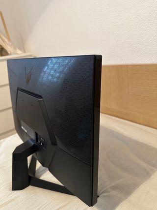 Monitor LG 246050F-B UltraGear 165hz 1ms