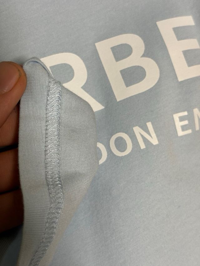 Camiseta burberry talla M