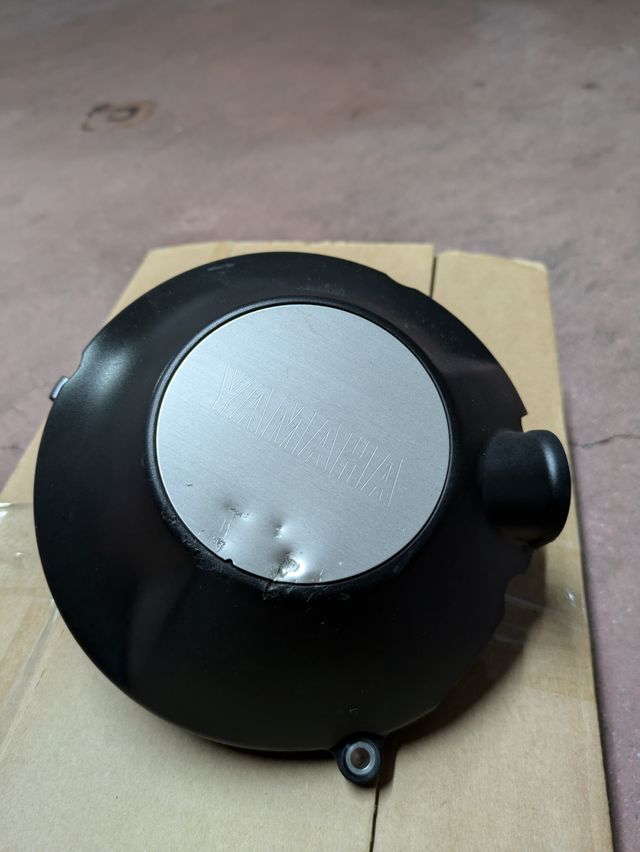 Cubierta Tapa embrague Yamaha XSR900