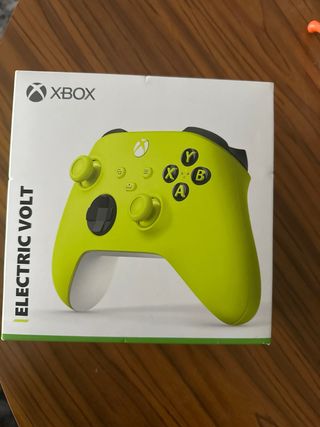 Mando Xbox series X Electric Volt