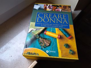 Creare Donna libro con cofanetto