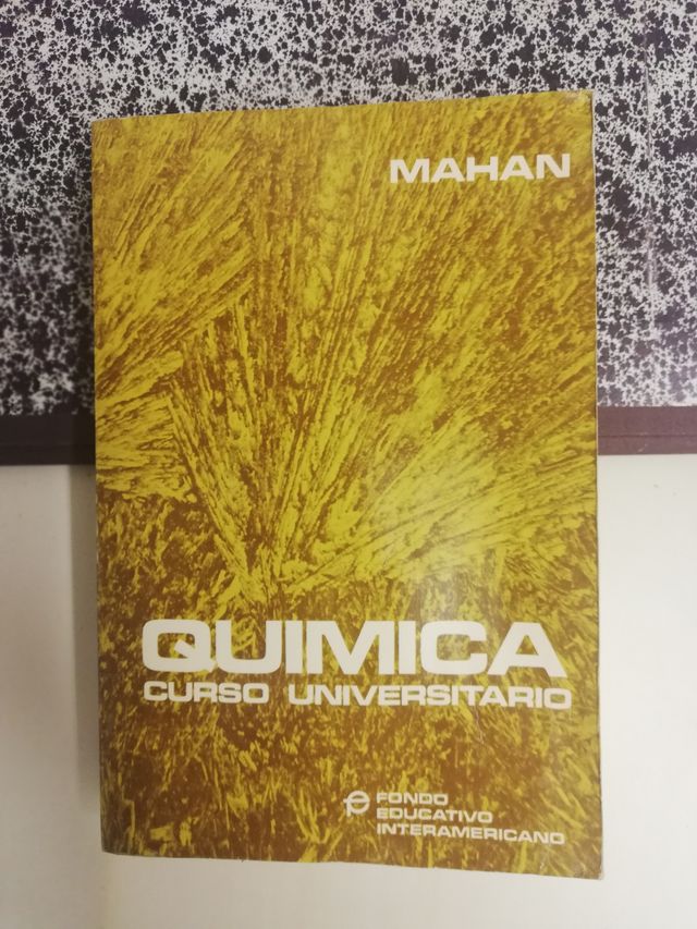 QUÍMICA - CURSO UNIVERSITARIO (MAHAN)