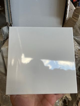22 mts de azulejos 20x20 cms blancos liquidacion