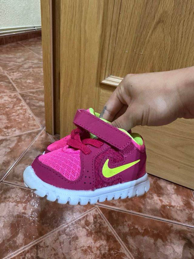 Zapatillas nike bebé