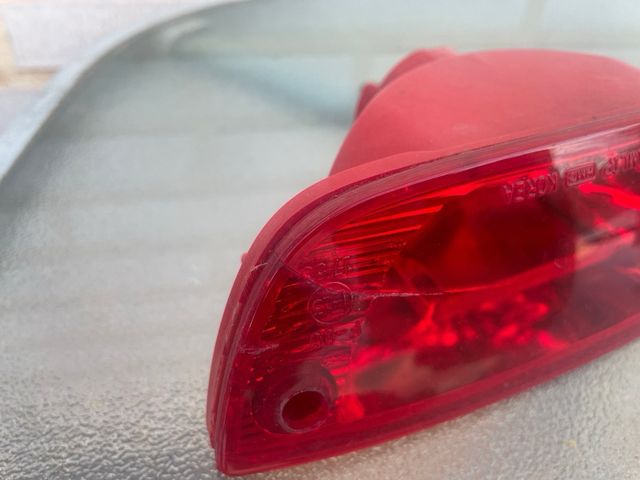 Piloto antiniebla trasero hyundai Getz 2007 nuevo.