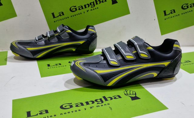 Zapatillas Ciclismo Carretera.  Talla 43