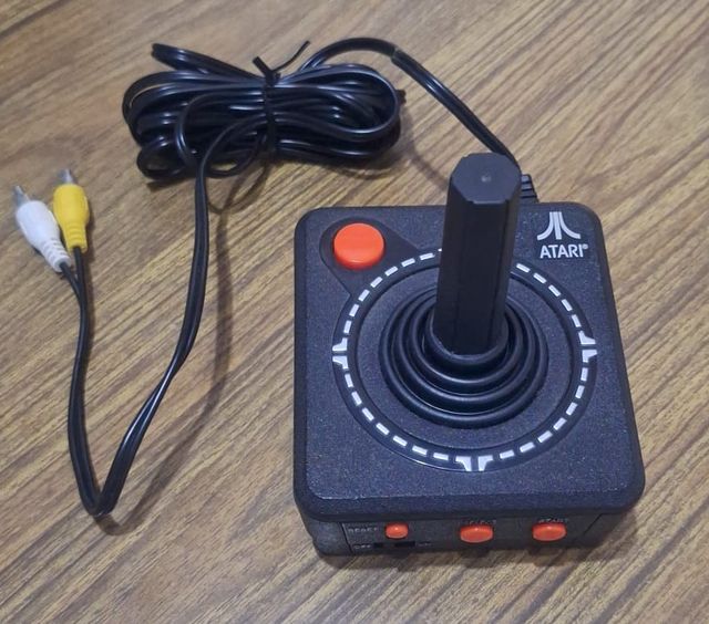 Atari joystick 10 Game TV Plug and Pla