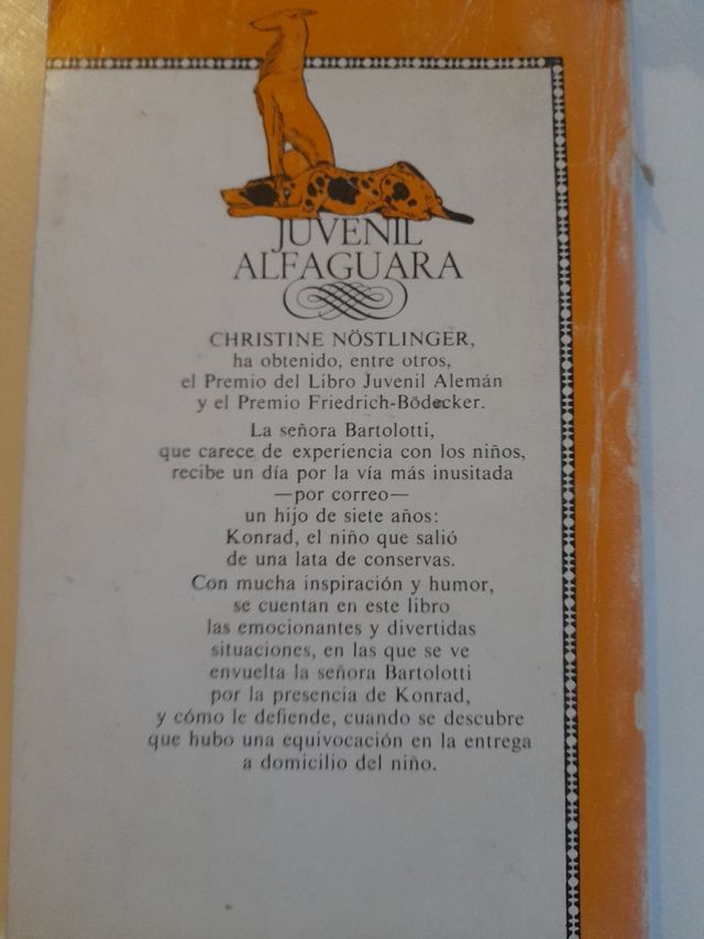 Konrad o el niño que salió de una lata .
