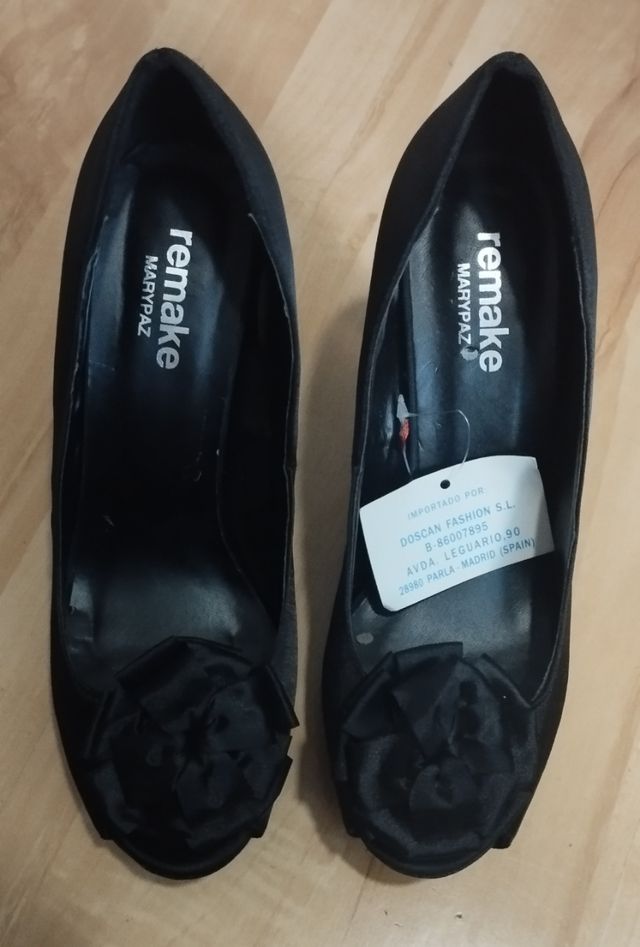 Zapatos fiesta negros